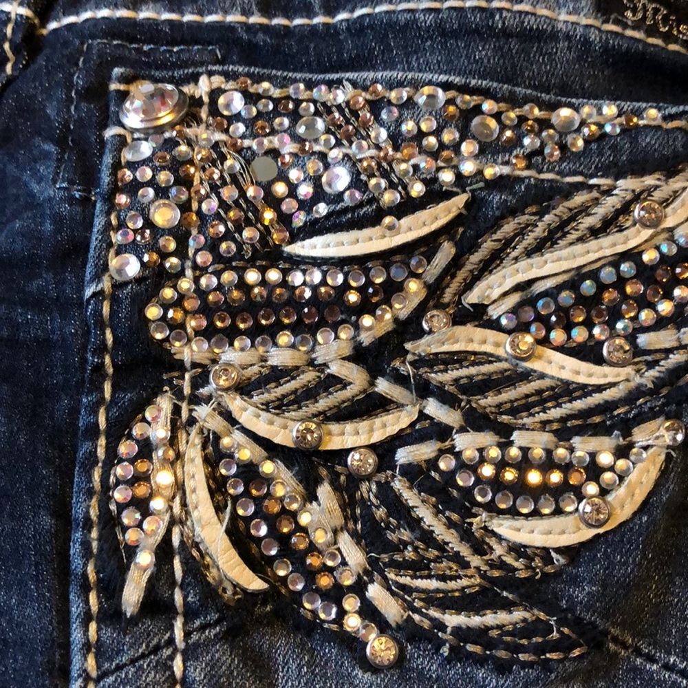 Jeans - Picture 2 of 5